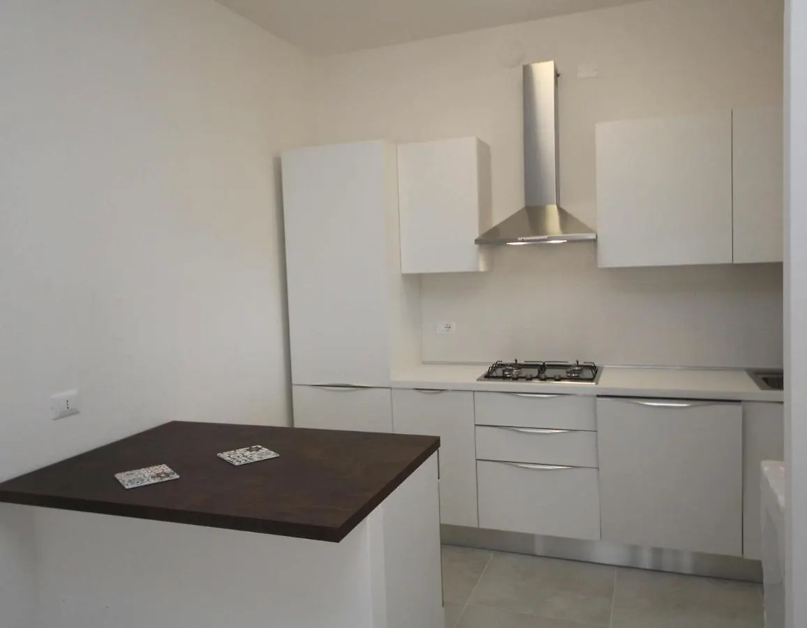 Villa Vilma Appartamento 01 Розолина-Маре 0*,