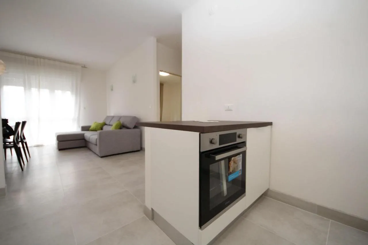 Villa Vilma Appartamento 01 Розолина-Маре Апартаменты